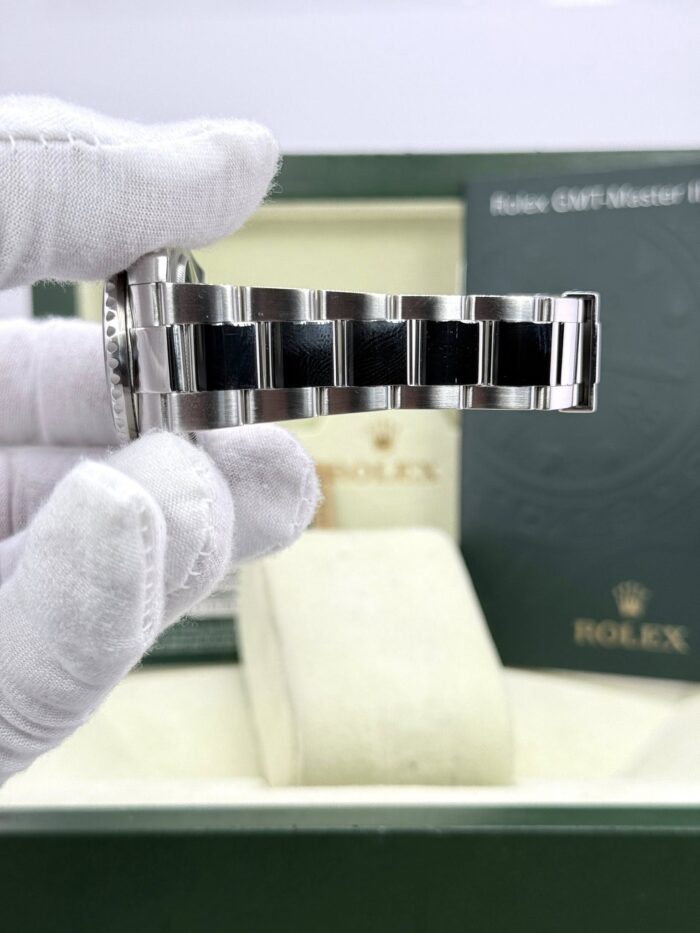 Rolex 40mm GMT Master II - Image 2