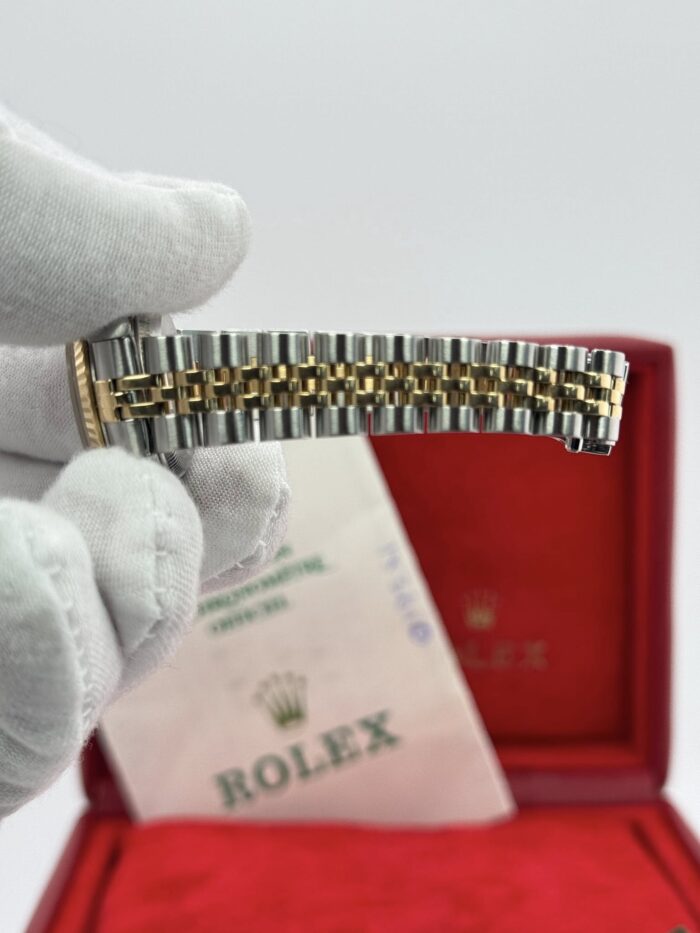 Ladies Rolex 26mm 18k two tone - Image 3
