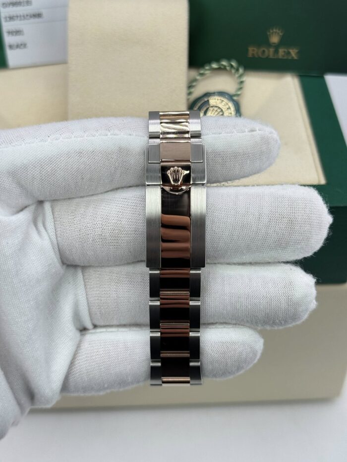 Rolex GMT 18k Everose “Rootbeer” - Image 3