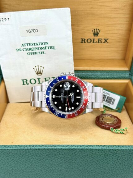 Rolex 40mm GMT Master II “Pepsi”
