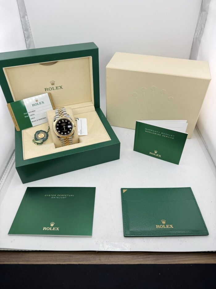 Rolex 41mm 18k two tone DateJust  - Image 4