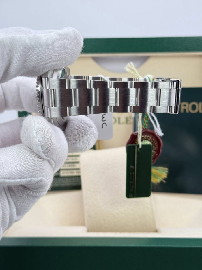 Rolex 40mm ceramic Submariner  - Image 3