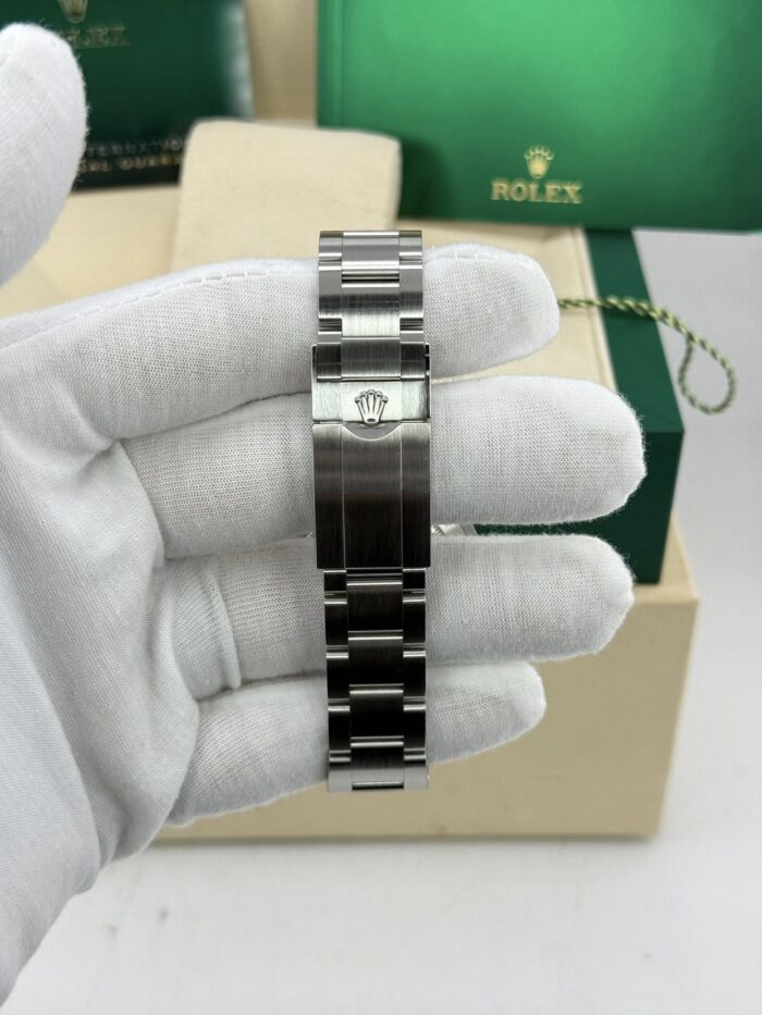 Rolex 40mm Airking  - Image 2