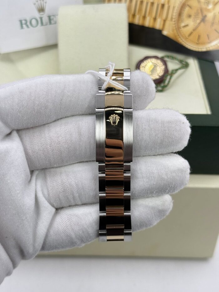 Rolex 36mm Datejust Turn-O-Graph  - Image 2