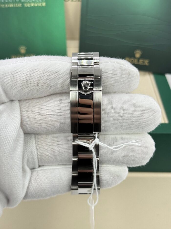 Rolex 40mm Gem/Diamond set GMT - Image 2