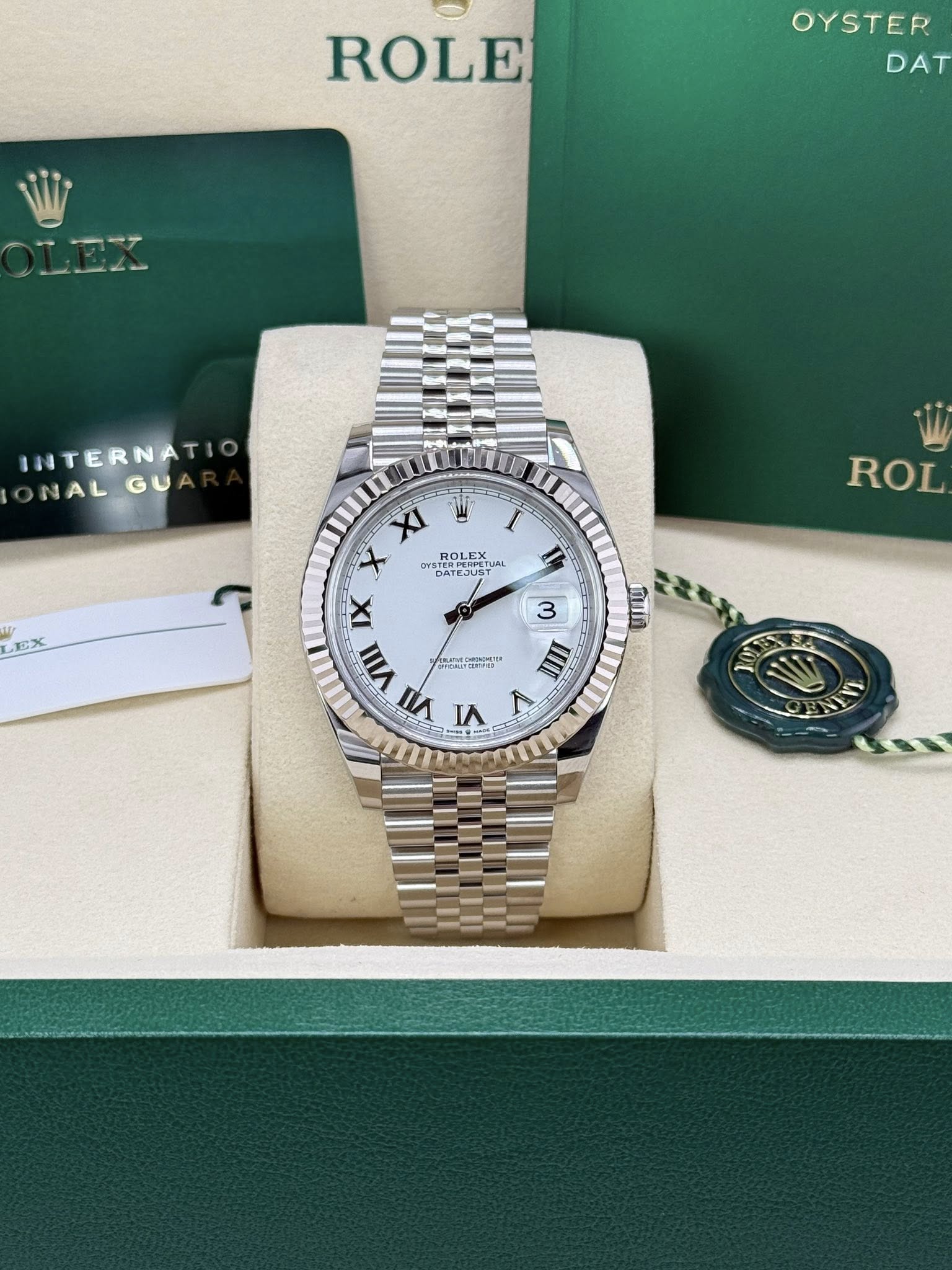 658839149_945604964886979_3625782892231425165_n Rolex 41mm 18k Datejust - Image 1